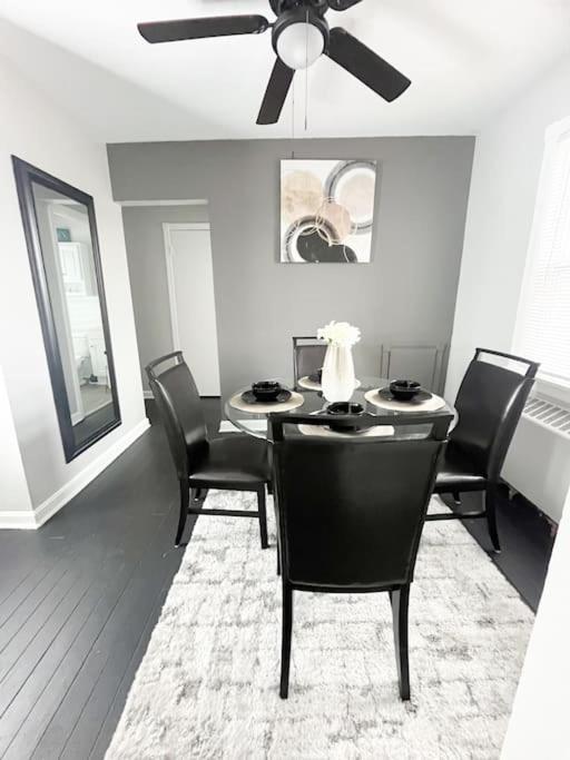 The Gateway: Entire Apartment 7 Mins From Airport Cleveland Buitenkant foto